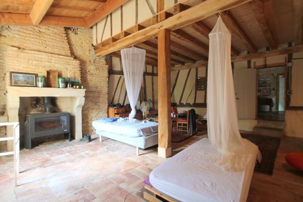 Maison à vendre 7 pièces proche de MARMANDE (47) 334m² - Piscine- Séchoir à tabac- Terrain 51649m²