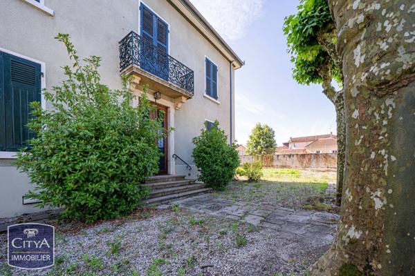 Maison à vendre 7 pièces 188m² Pont-de-Chéruy (38230)