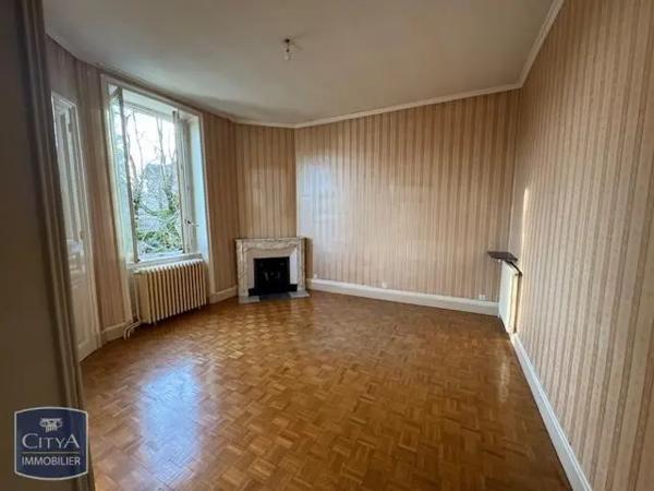Maison à vendre 7 pièces 188m² Pont-de-Chéruy (38230)