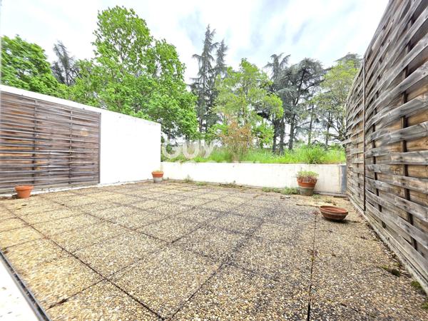 APPARTEMENT À VENDRE DE 6 PIÈCES DE 107,18 M²