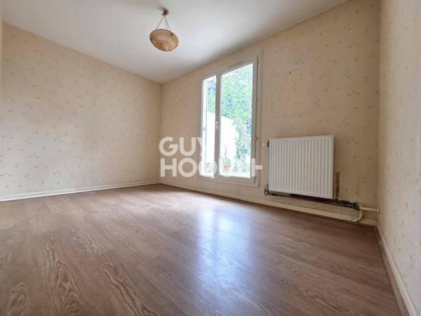 APPARTEMENT À VENDRE DE 6 PIÈCES DE 107,18 M²