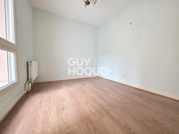 APPARTEMENT À VENDRE DE 6 PIÈCES DE 107,18 M²