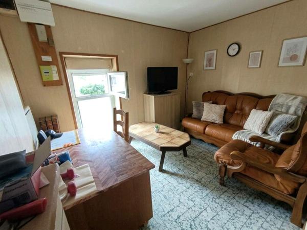 EN VENTE - IMPHY - Appartement T2 . ideal investisseur