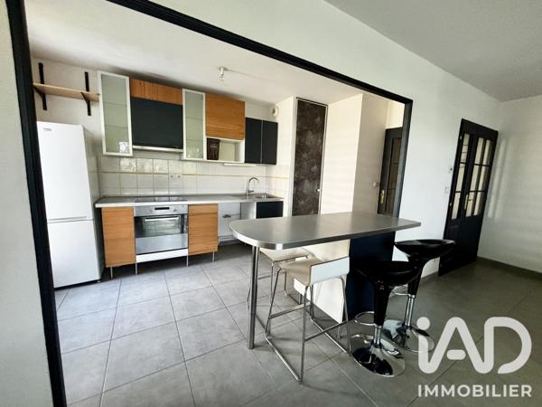 Location appartement 3 pièces 68 m² Saint-Priest-en-Jarez