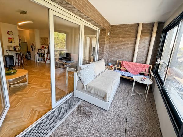 Centre ville Rosny 2 pièces 44 m2 + Loggia