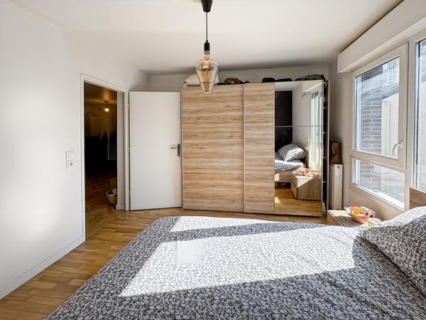 Centre ville Rosny 2 pièces 44 m2 + Loggia