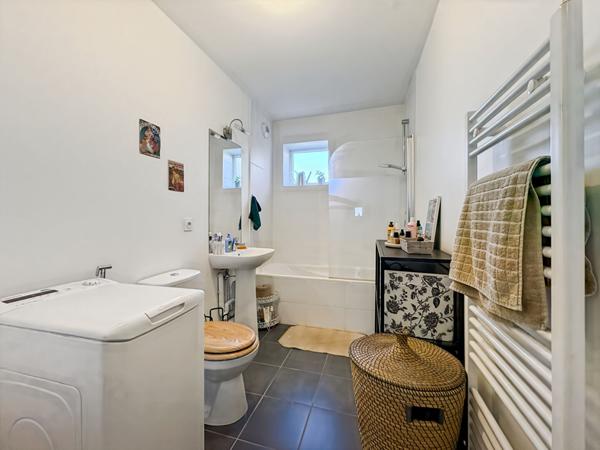 Centre ville Rosny 2 pièces 44 m2 + Loggia