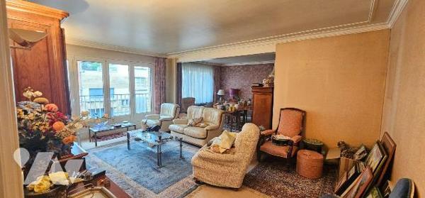 La Madeleine quartier Saint Maur
Bel appartement de 112,85 m² à fort potentiel avec travaux de...