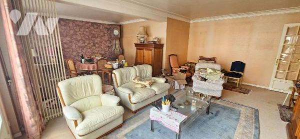La Madeleine quartier Saint Maur
Bel appartement de 112,85 m² à fort potentiel avec travaux de...