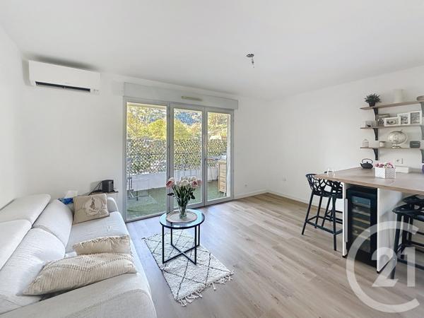 Appartement F3 à vendre  3 pièces - 60,30 m2 MANDELIEU LA NAPOULE - 06