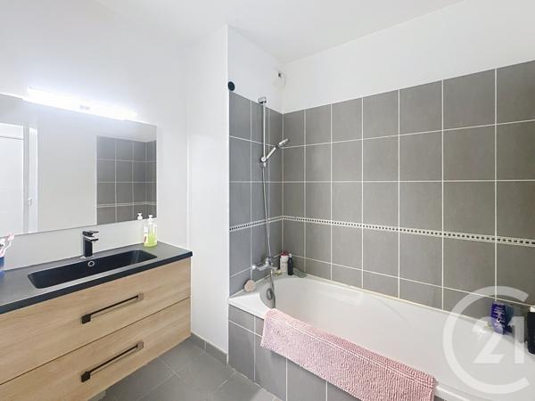 Appartement F3 à vendre  3 pièces - 60,30 m2 MANDELIEU LA NAPOULE - 06