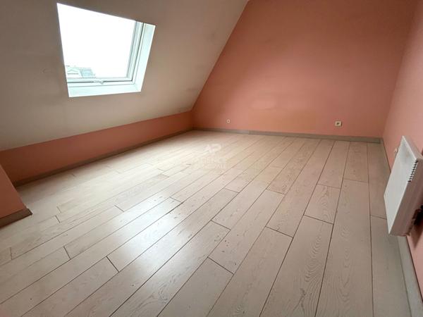 Maison 5 pièce(s) 127m² 429 000 € **  - Référence  9027