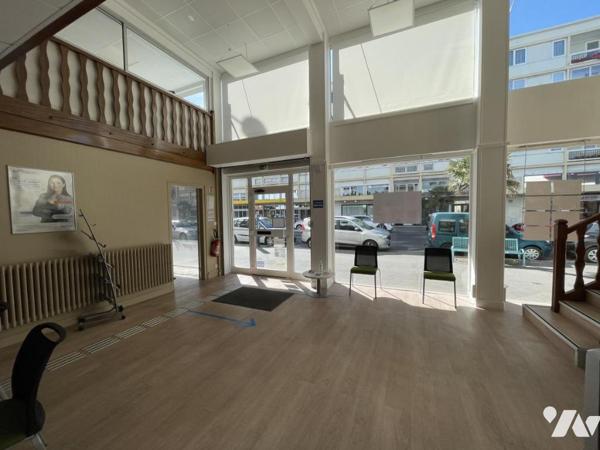 CHERBOURG / CENTRE-VILLE - LOCAL COMMERCIAL LOUÉ EMPLACEMENT NUMÉRO UN 