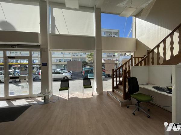 CHERBOURG / CENTRE-VILLE - LOCAL COMMERCIAL LOUÉ EMPLACEMENT NUMÉRO UN 