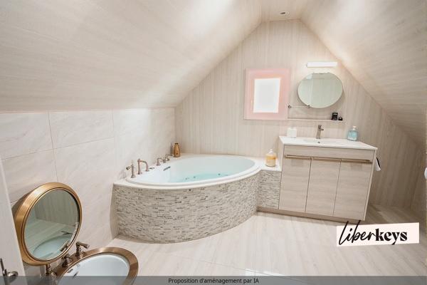 🔥 GRAND TERRAIN + HANGAR 300 m² – MAISON FAMILIALE À FORT POTENTIEL AUX PORTES DE SAUMUR ! 🔥