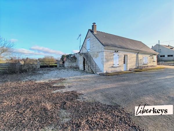 🔥 GRAND TERRAIN + HANGAR 300 m² – MAISON FAMILIALE À FORT POTENTIEL AUX PORTES DE SAUMUR ! 🔥