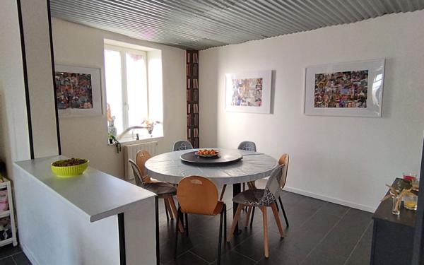 Maison à vendre    6 pièces •  Saint-Quentin-sur-Coole