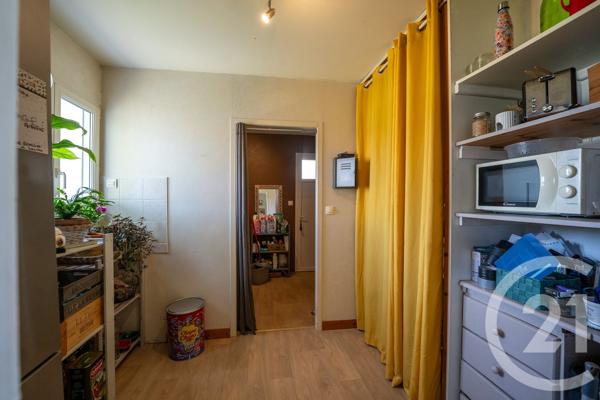 Maison à vendre  6 pièces - 189,83 m 2   MEDIS  - 17