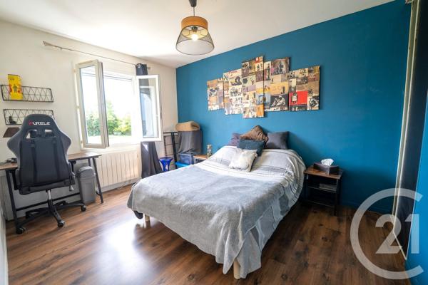 Maison à vendre  6 pièces - 189,83 m 2   MEDIS  - 17