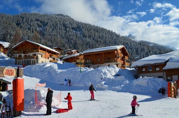 Valfréjus, appartement 3P/ T3 de 32 m2 en dernier étage d'un chalet bord piste de ski