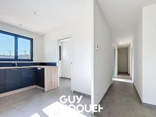 Maison neuve de plain-pied, 3 Chbs, Garage & Vue dégagée sur les vignes - 71260 LUGNY