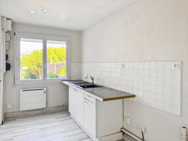 Maison Sable Sur Sarthe 5 pièce(s) 65.47 m2