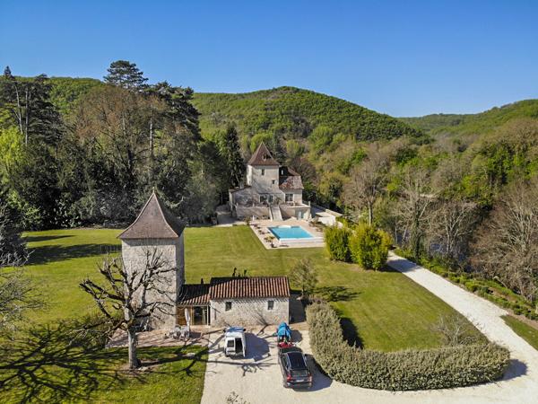 Prayssac (46220) Unique Manoir Ancien au bord du Lot