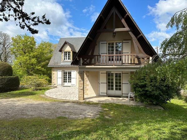 Maison à vendre à Montrichard-Val-de-Cher dans le Loir-et-Cher (41400), ref : 12101/1212   
CENTRE BOURG