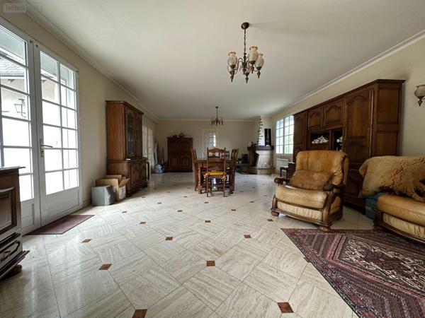 Maison à vendre à Montrichard-Val-de-Cher dans le Loir-et-Cher (41400), ref : 12101/1212   
CENTRE BOURG