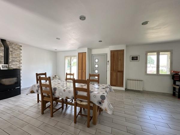 Maison à vendre |  Civray |  3 pièces | 126 m²