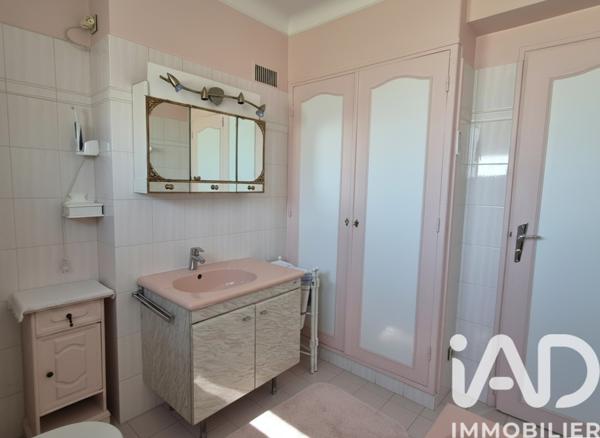 Maison à vendre 8 pièces 175 m² Bagnols-sur-Cèze