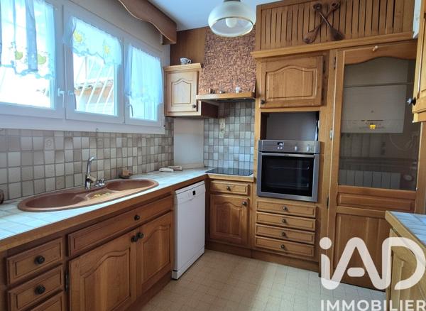Maison à vendre 8 pièces 175 m² Bagnols-sur-Cèze