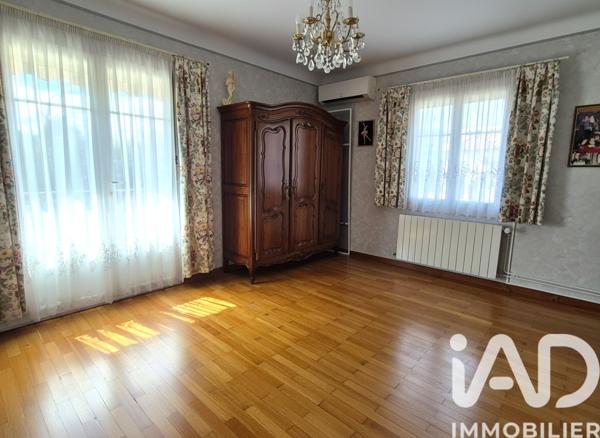 Maison à vendre 8 pièces 175 m² Bagnols-sur-Cèze