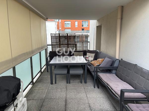 À VENDRE, Appartement T4 de 78 m², triple exposition, avec Terrasse de 48 m² & Garage double, Proximité Place Ronde , VILLEURBANNE (69100)