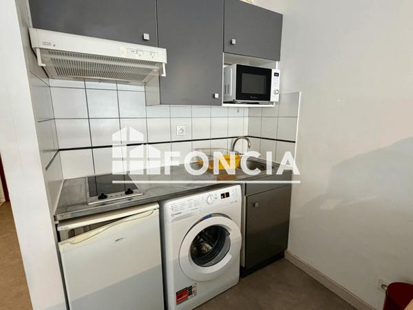 Location Appartement meublé 2 pièces 42 m² - La Rochelle 17000