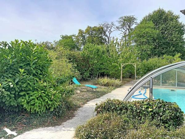 Maison à vendre 269 000 € La Chaize-le-Vicomte 4 p 133 m² DPE D