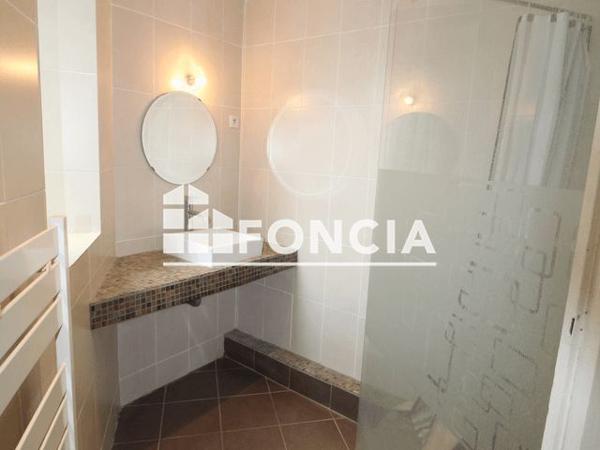 Location Appartement 2 pièces 60.38 m² - 20 RUE GUETAL Grenoble 38000