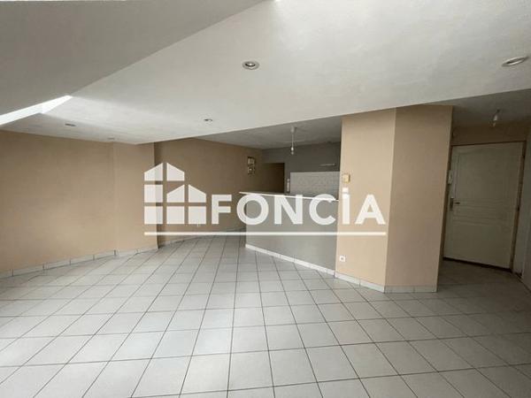 Location Appartement 2 pièces 43.23 m² - 76 RUE MARECHAL FOCH Roanne 42300