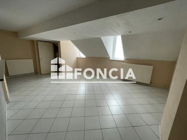 Location Appartement 2 pièces 43.23 m² - 76 RUE MARECHAL FOCH Roanne 42300