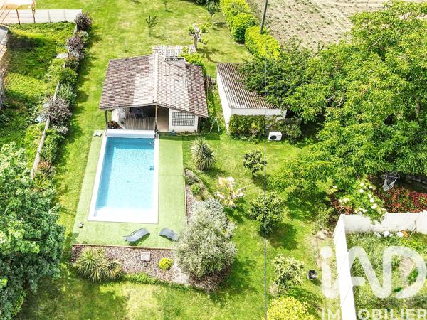 Maison à vendre 15 pièces 400 m² Saint-Martin-Petit