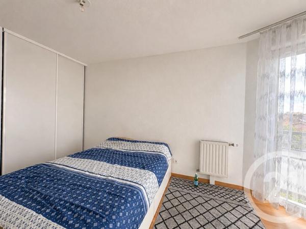 Appartement T3 à vendre  3 pièces - 63 m 2   VENISSIEUX  - 69