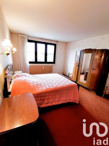 Maison traditionnelle 7 pièces de 164 m² à Haudrecy (08090)