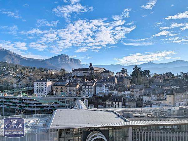 Appartement à vendre 4 pièces 72m² Chambéry (73000)