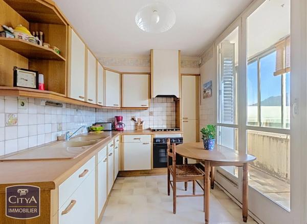Appartement à vendre 4 pièces 72m² Chambéry (73000)
