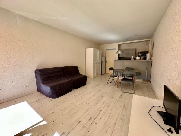 PORT CAMARGUE - Ensemble immobilier - Port camargue