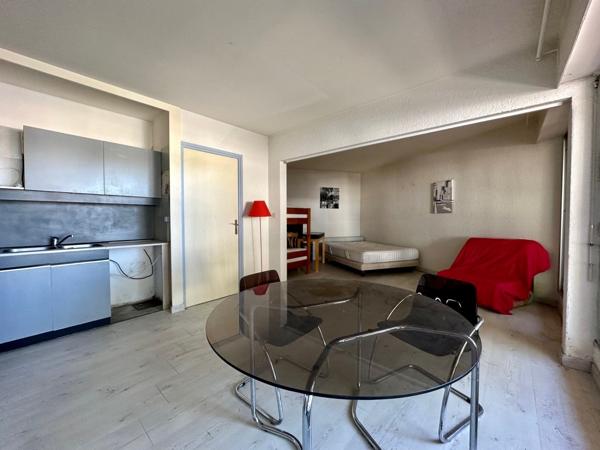 PORT CAMARGUE - Ensemble immobilier - Port camargue