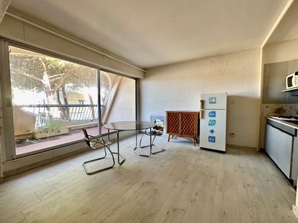 PORT CAMARGUE - Ensemble immobilier - Port camargue