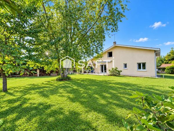 Maison familiale de 127 m² habitables, beau jardin, garage