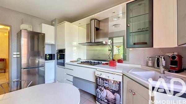 Appartement à vendre 4 pièces 102 m² Tassin-la-Demi-Lune