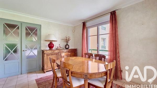 Appartement à vendre 4 pièces 102 m² Tassin-la-Demi-Lune